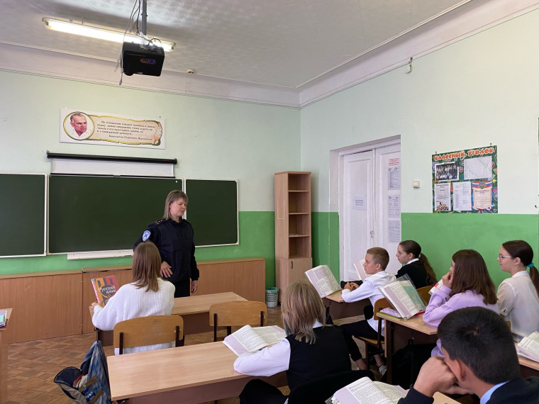 В рамках проведения недели безопасности дорожного движения.